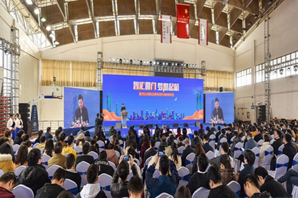 国产成人精品白浆久久69