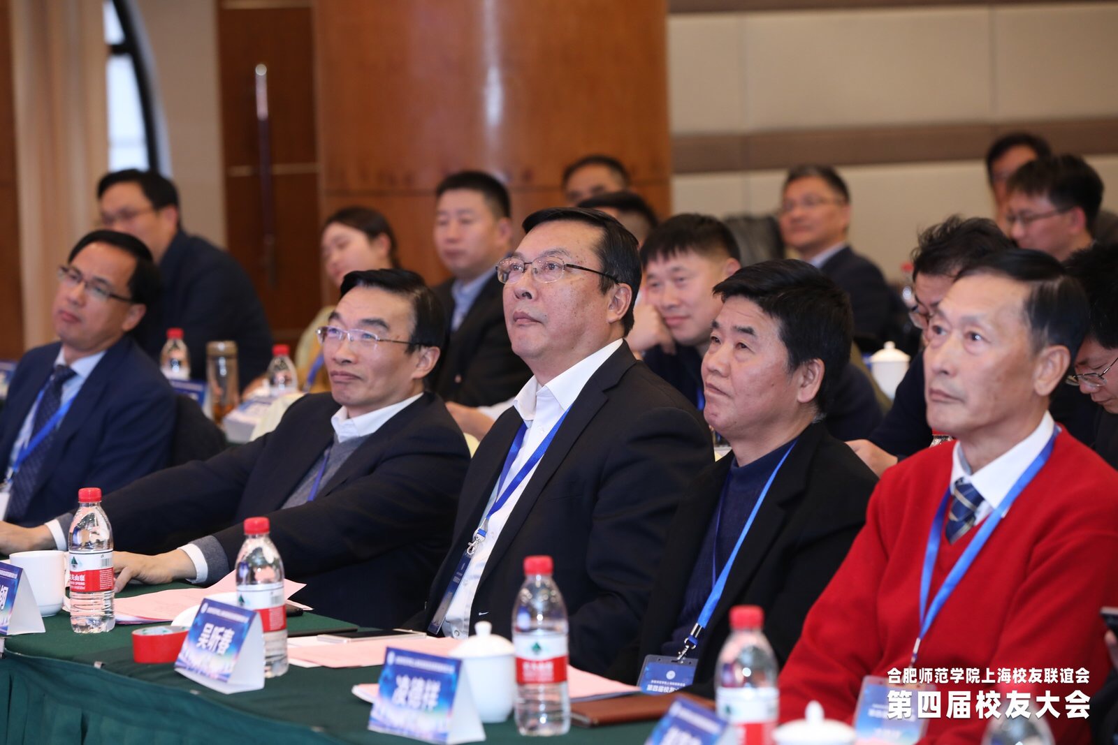 国产成人精品白浆久久69