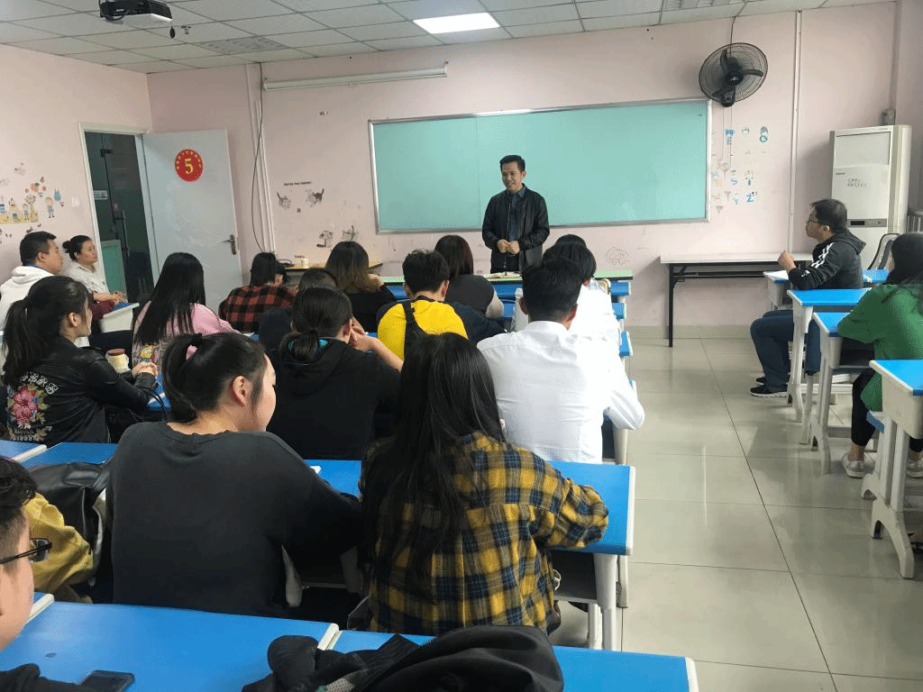 国产成人精品白浆久久69