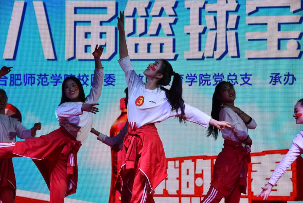 国产成人精品白浆久久69