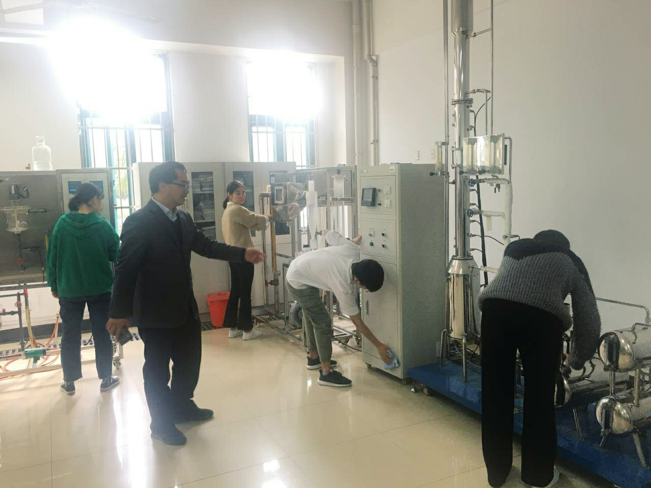 国产成人精品白浆久久69