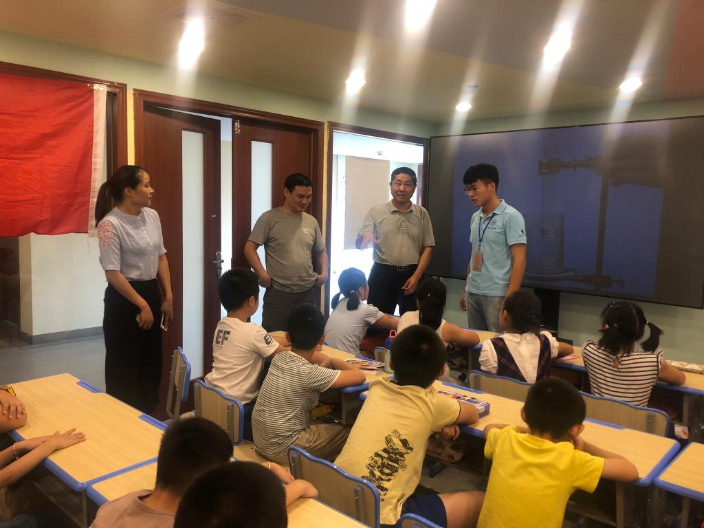 国产成人精品白浆久久69